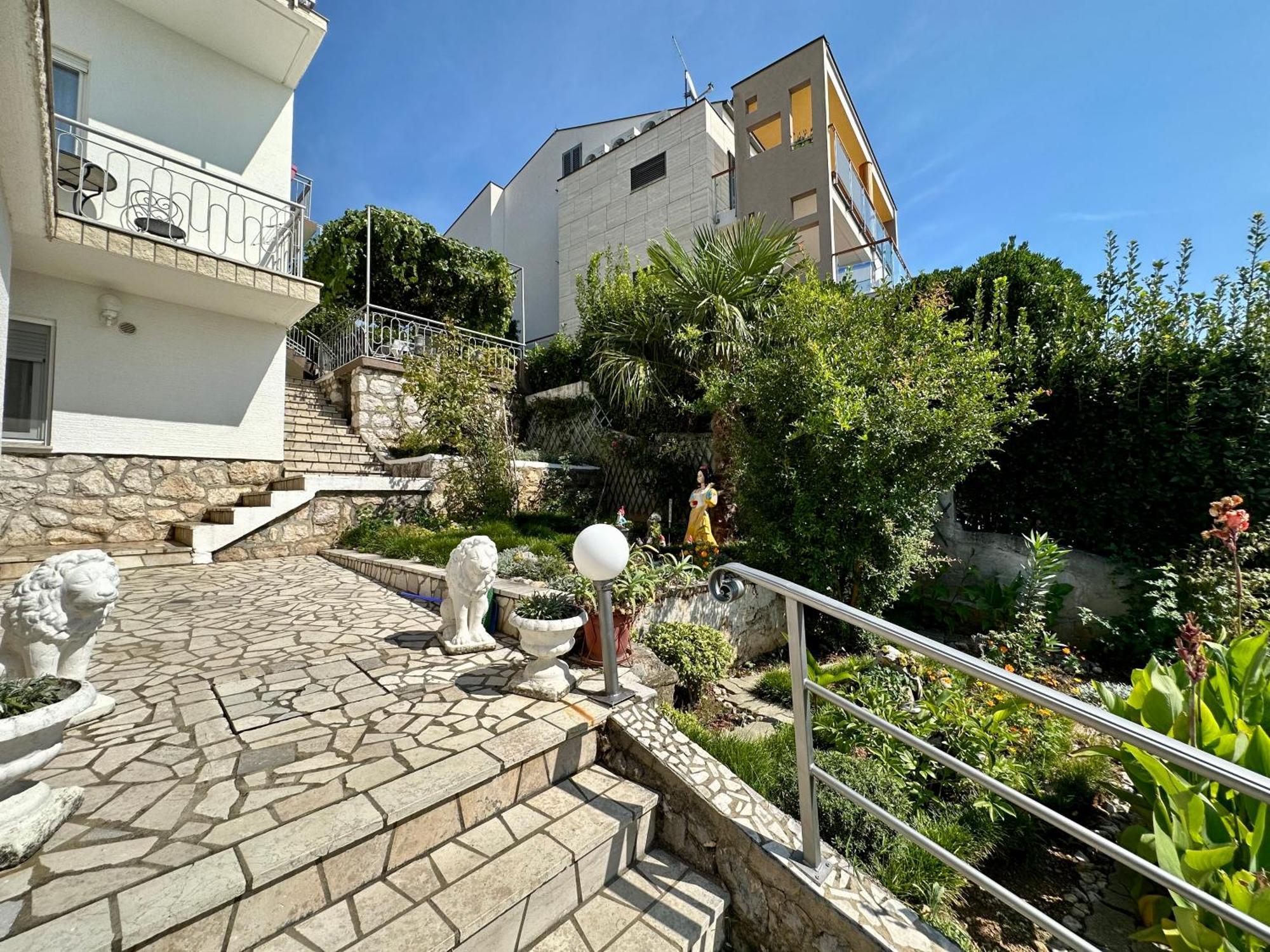 Apartmani Loki Dramalj Exterior foto
